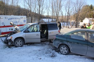 Car vs Van, SR209 and Catawissa Street, Tuscarora, Schuylkill Township, 1-29-2014 (7)