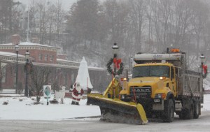 Plowing Snow, Municipal, Borough Workers, PennDOT, Tamaqua, 1-21-2014 (9)