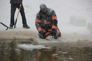 Polar Bear Plunge, Mauch Chunk Lake State Park, Jim Thorpe, 1-25-2014 (24)