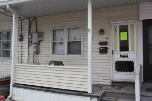 Police Raid Home, 29 East Elm Street, Tamaqua, 1-31-2014 (21)