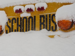 school_bus_snow