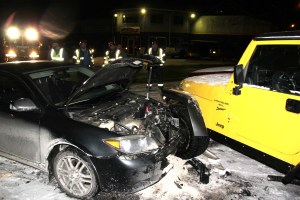 Single Motor Vehicle Accident, 309 Auto Sales, Tamaqua, 1-27-2014 (32)