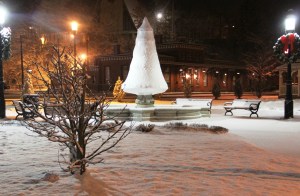 Snow, Depot Square Park, Tamaqua, 1-18-2014 (1)
