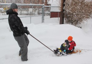 Father Pulling Kids on Sled, Schuylkill Avenue, Tamaqua, 2-13-2014 (4)