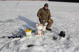 Fishing On the Ice Lake, State Park, Tuscarora, 2-1-2014 (14)