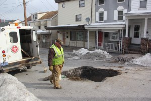 Service Line Repair, Hunter Street, Tamaqua, 2-25-2014 (5)