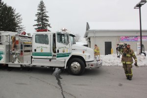 Smoke Response, Car Wash, Turkey Hill, Hometown, 2-9-2014 (25)