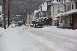 Snow Views of the Tamaqua Streets, Tamaqua, 2-13-2014 (31)