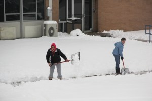 Snow Views, Removing Snow, Schools, Tamaqua Area School District, Tamaqua, 2-3-2014 (27)
