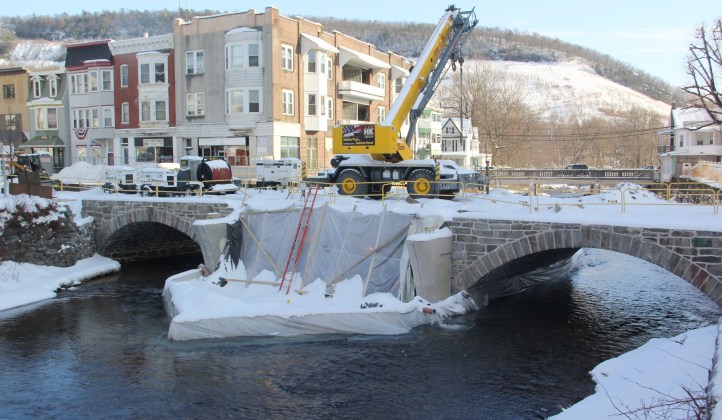 Status, Bridge Work, East Broad Street, Tamaqua, 2-6-2014 (11)