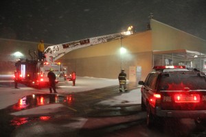 Structure Fire, WalMart, Hometown, 2-18-2014 (148)
