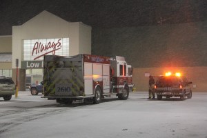 Structure Fire, WalMart, Hometown, 2-18-2014 (201)