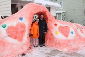 Valentines Day Igloo, East Fell Street, Summit Hill, 2-14-2014 (31)