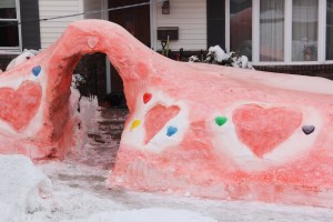 Valentines Day Igloo, East Fell Street, Summit Hill, 2-14-2014 (59)