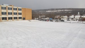 Dusting of Snow, Flurries, Wind, Tamaqua, 3-26-2014 (4)