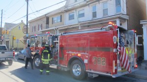 Firefighter Response, Malfunctioning Oil Burner, Center Street, Tamaqua, 3-13-2014 (13)