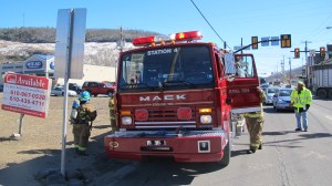 Firefighter Response, Malfunctioning Oil Burner, Center Street, Tamaqua, 3-13-2014 (14)