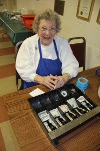 Fish Bake, Trinity UCC, Tamaqua, 3-7-2014 (3)