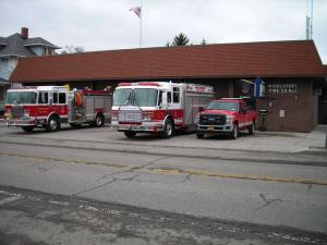 Middleport Fire Co in New York donates Truck to Middleport Fire Co in PA (423)