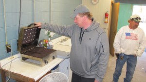 Need Volunteers, North and Middle Ward Playground, Tamaqua, 3-18-2014 (7)