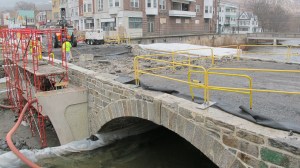Status of US209 Bridge, West Broad St, Tamaqua, 3-19-2014 (14)