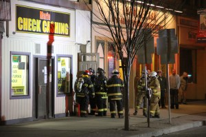 Apartment Fire Response, 14 West Broad Street, Tamaqua, 4-24-2014 (15)