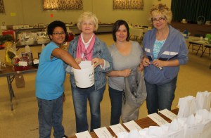 Basket Raffle, Bake Sale, St. John's UCC, Tamaqua, 4-26-2014 (3)