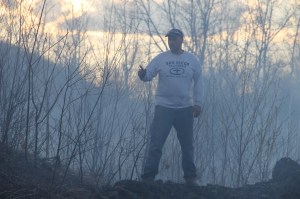 Brush Fire, Duth Hill, Tamaqua, 4-26-2014 (10)