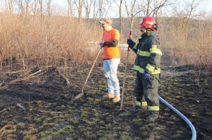 Brush Fire, Duth Hill, Tamaqua, 4-26-2014 (107)