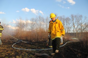 Brush Fire, Duth Hill, Tamaqua, 4-26-2014 (125)
