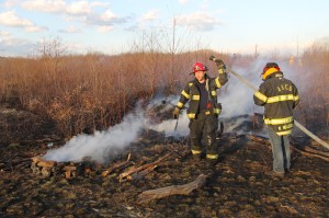 Brush Fire, Duth Hill, Tamaqua, 4-26-2014 (140)