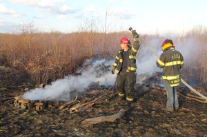 Brush Fire, Duth Hill, Tamaqua, 4-26-2014 (141)