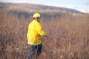Brush Fire, Duth Hill, Tamaqua, 4-26-2014 (143)