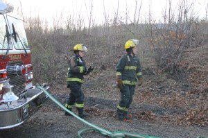 Brush Fire, Duth Hill, Tamaqua, 4-26-2014 (15)