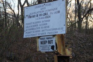 Brush Fire, Duth Hill, Tamaqua, 4-26-2014 (176)