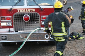 Brush Fire, Duth Hill, Tamaqua, 4-26-2014 (35)