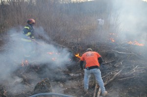 Brush Fire, Duth Hill, Tamaqua, 4-26-2014 (51)