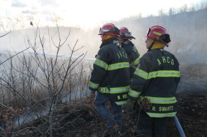 Brush Fire, Duth Hill, Tamaqua, 4-26-2014 (75)