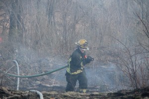 Brush Fire, Duth Hill, Tamaqua, 4-26-2014 (77)