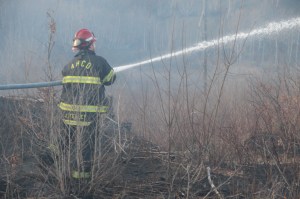 Brush Fire, Duth Hill, Tamaqua, 4-26-2014 (79)