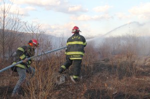 Brush Fire, Duth Hill, Tamaqua, 4-26-2014 (91)