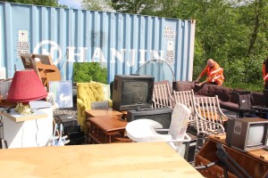 Community Drop-Off, Giveaway, next to Schickram's Car Wash, Tamaqua, 5-25-2013 (32)