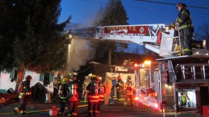 Fire, 614 Old 209 Road, Newkirk, 4-1-2014 (2)