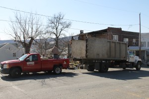 House Demolition, 3rd Street, Coaldale, 4-16-2014 (5)