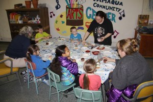Kids Arts and Crafts, Cupcake Decorating, Communit Arts Center, Tamaqua, 4-10-2014 (7)