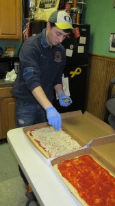 Making Pizzas, East End Fire Company, Tamaqua, 4-4-2014 (4)