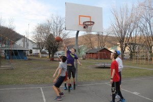 Playing Basketball, North and Middle Ward Playground, Tamaqua, 4-10-2014 (15)