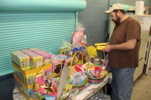 Preparing for Easter Egg Hunt, North and Middle Ward Playground, Tamaqua (4-10-2014) (6)