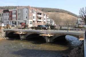 Status of US209 Bridge Work, East Broad Street, Tamaqua, 4-17-2014 (21)
