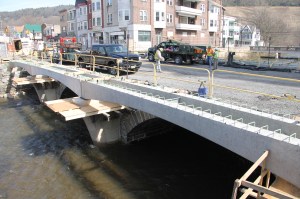 Status of US209 Bridge Work, East Broad Street, Tamaqua, 4-17-2014 (26)